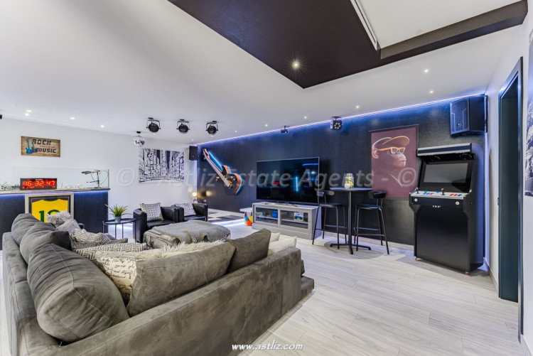 3 Bed, 2 Bath, HouseFor Sale, Aldea Blanca, Aldea Blanca