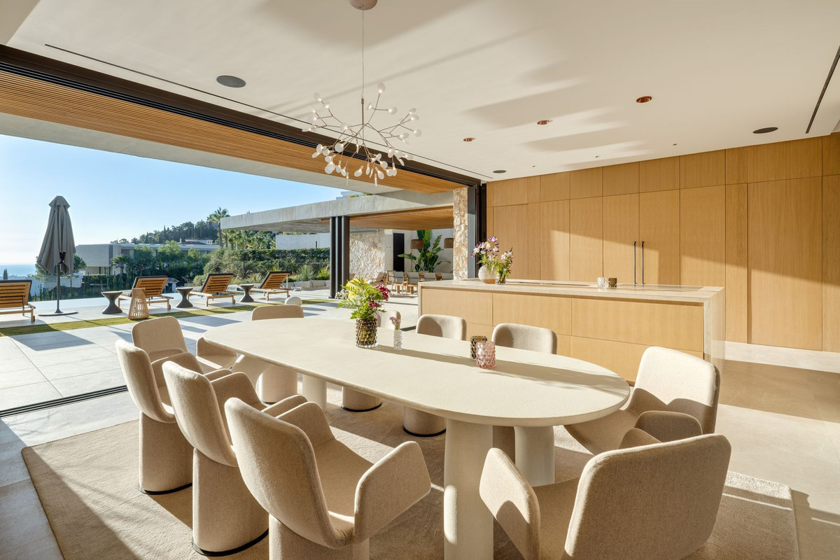 6 Bed, 6 Bath, HouseFor Sale, Benahavis, Malaga