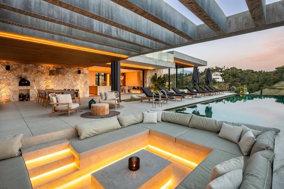 6 Bed, 6 Bath, HouseFor Sale, Benahavis, Malaga