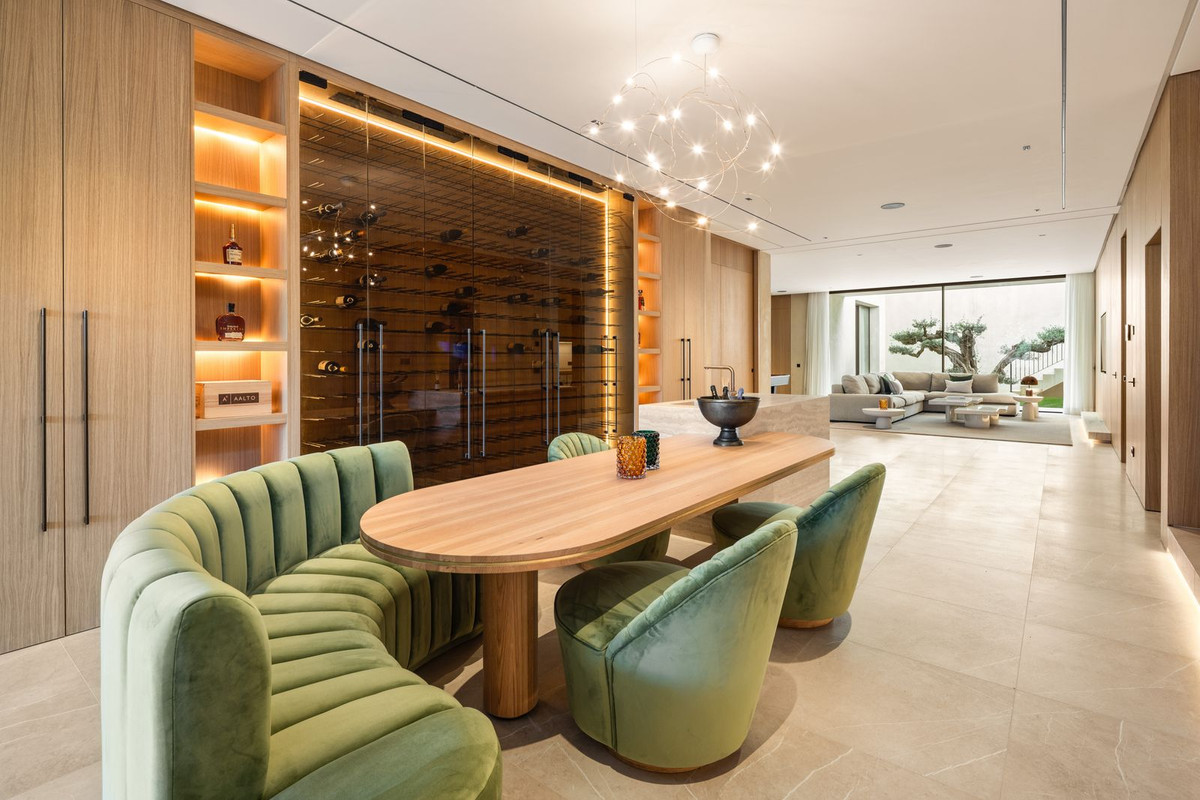 6 Bed, 6 Bath, HouseFor Sale, Benahavis, Malaga