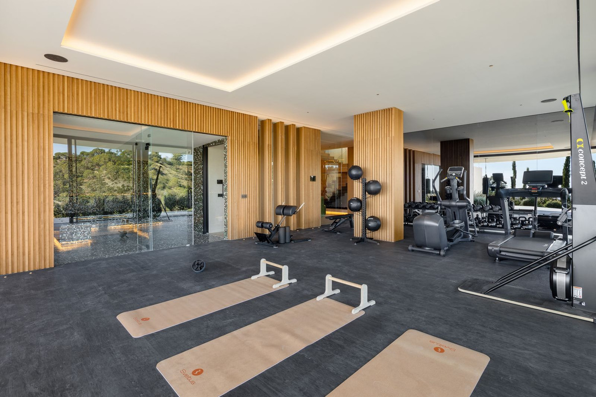 6 Bed, 6 Bath, HouseFor Sale, Benahavis, Malaga