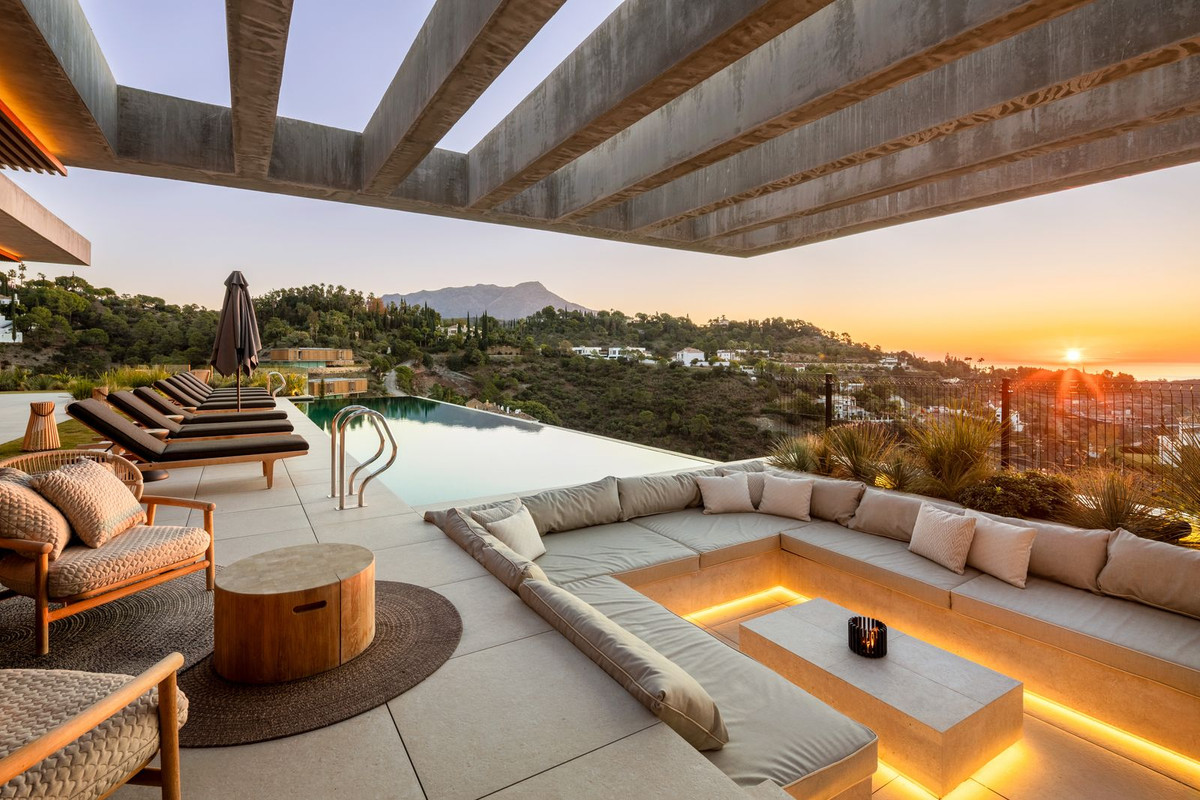 6 Bed, 6 Bath, HouseFor Sale, Benahavis, Malaga