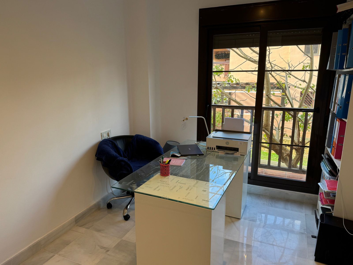4 Bed, 3 Bath, ApartmentFor Sale, Hacienda del Sol, Malaga