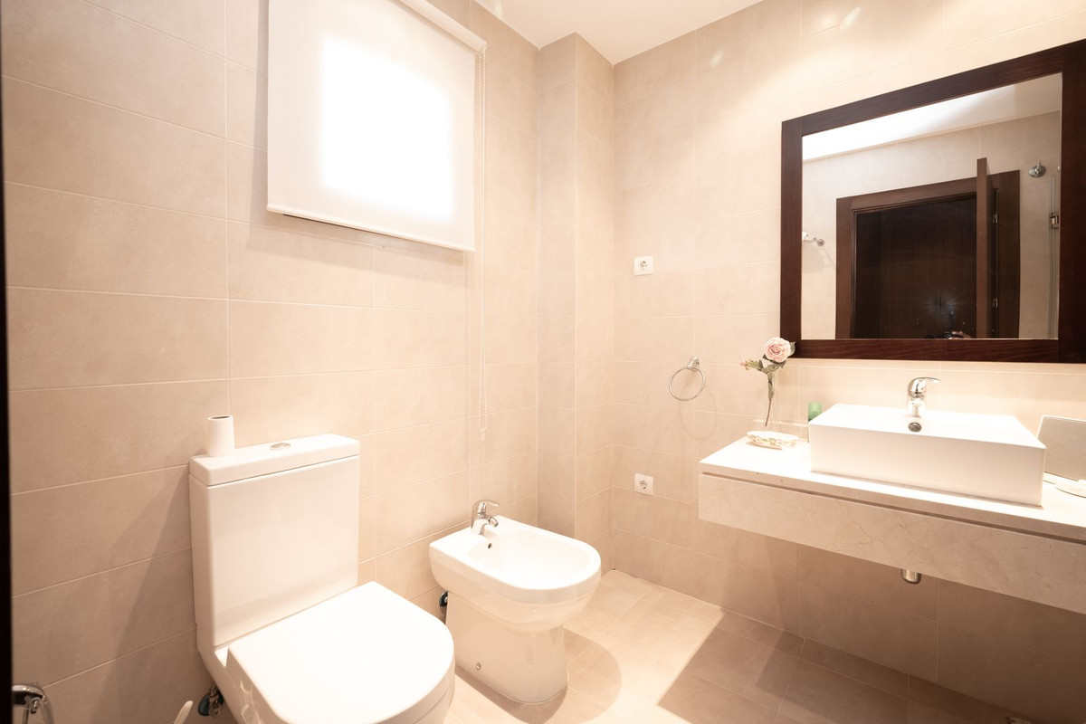 3 Bed, 3 Bath, ApartmentFor Sale, Los Monteros, Malaga