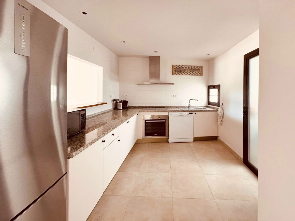 2 Bed, 2 Bath, ApartmentFor Sale, Los Monteros, Malaga