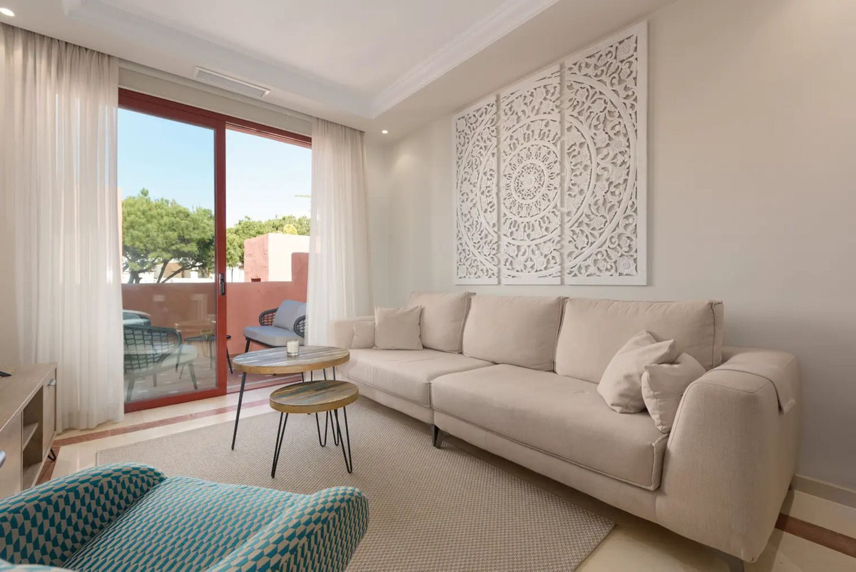 2 Bed, 2 Bath, ApartmentFor Sale, Elviria, Malaga
