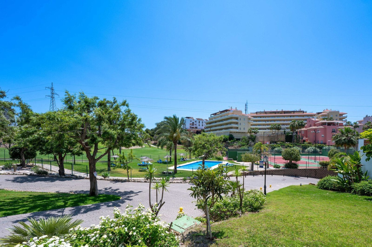 2 Bed, 2 Bath, ApartmentFor Sale, Riviera Del Sol, Malaga