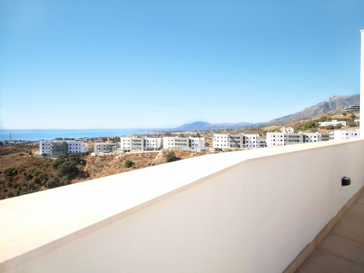 2 Bed, 2 Bath, ApartmentFor Sale, Los Monteros, Malaga