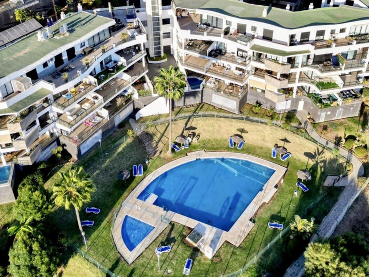 2 Bed, 2 Bath, ApartmentFor Sale, Riviera Del Sol, Malaga