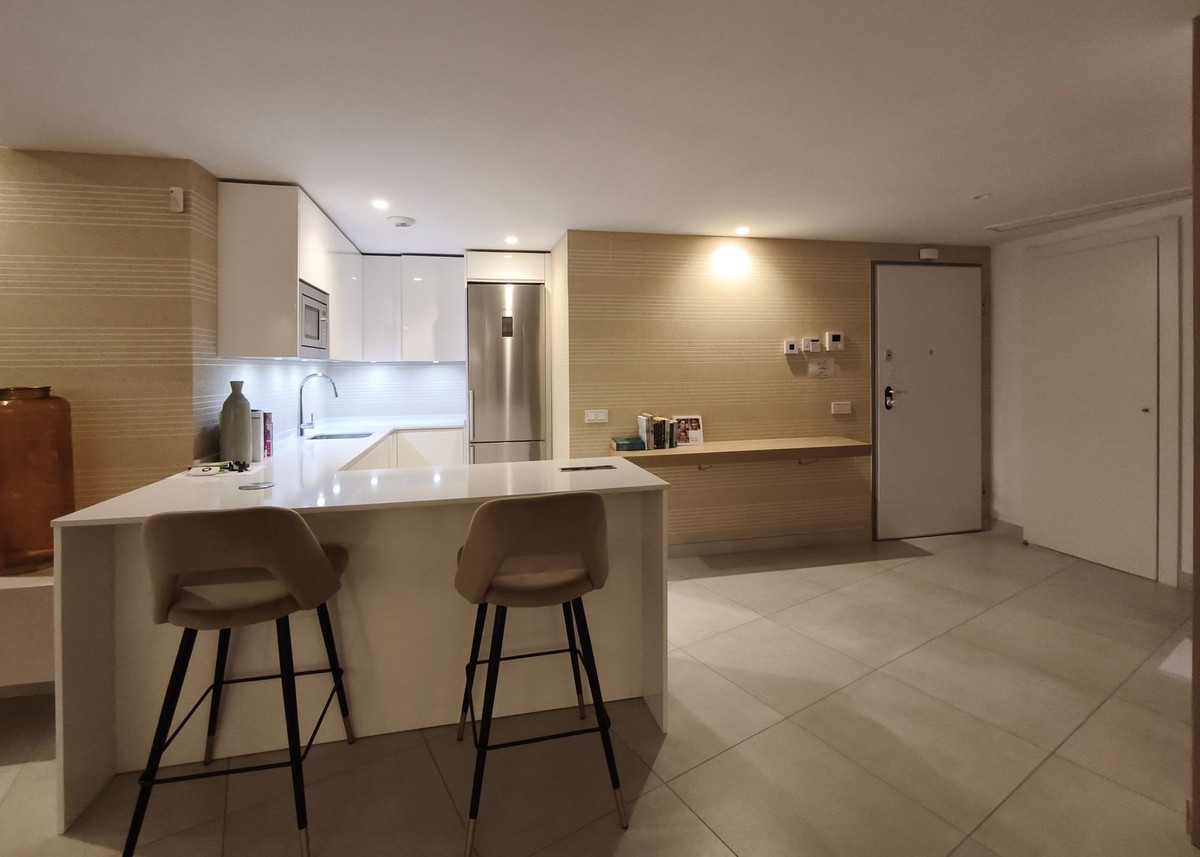 3 Bed, 3 Bath, ApartmentFor Sale, Los Monteros, Malaga