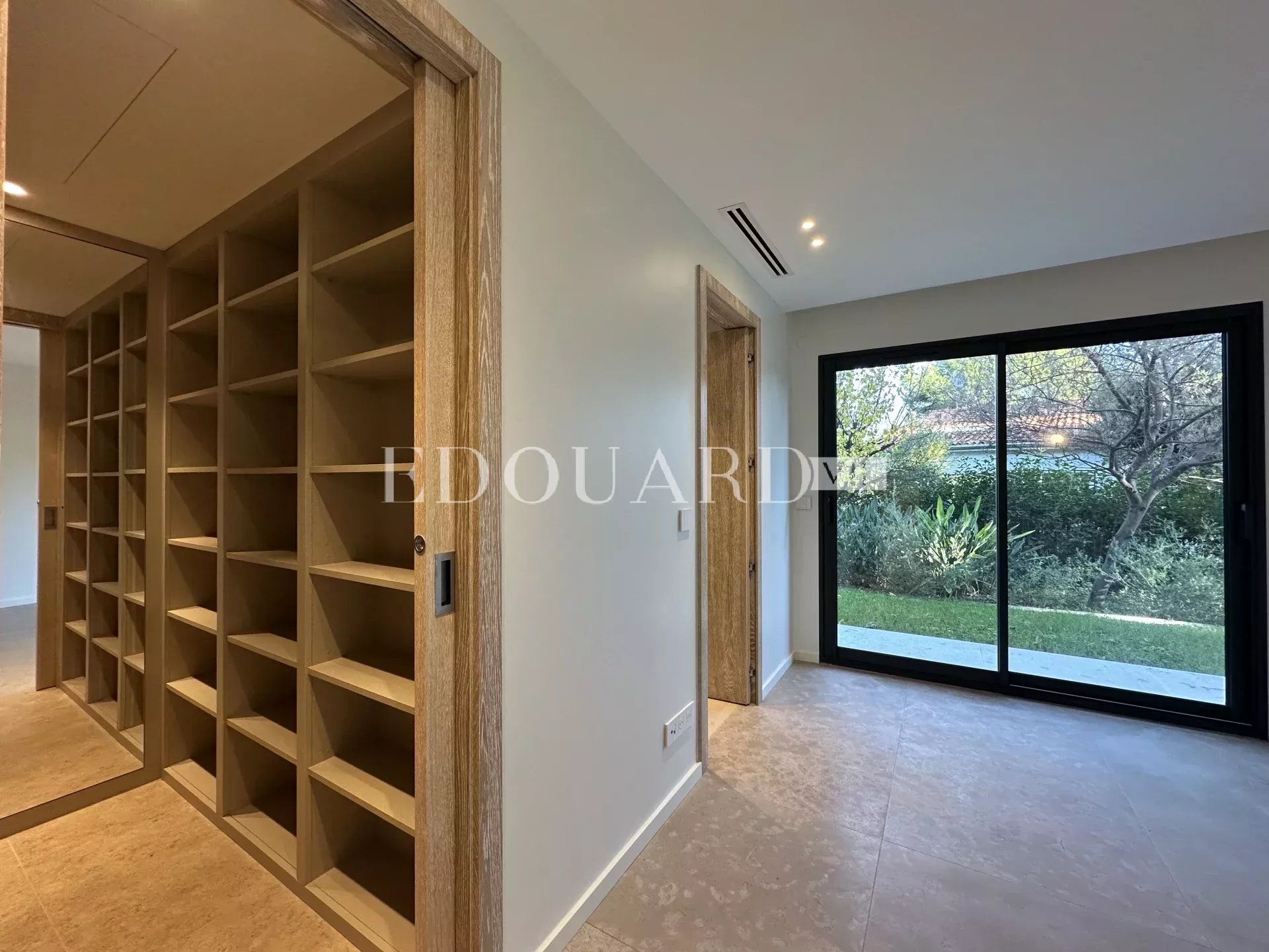 3 Bed, 3 Bath, HouseFor Sale, Roquebrune-Cap-Martin, Alpes-Maritimes