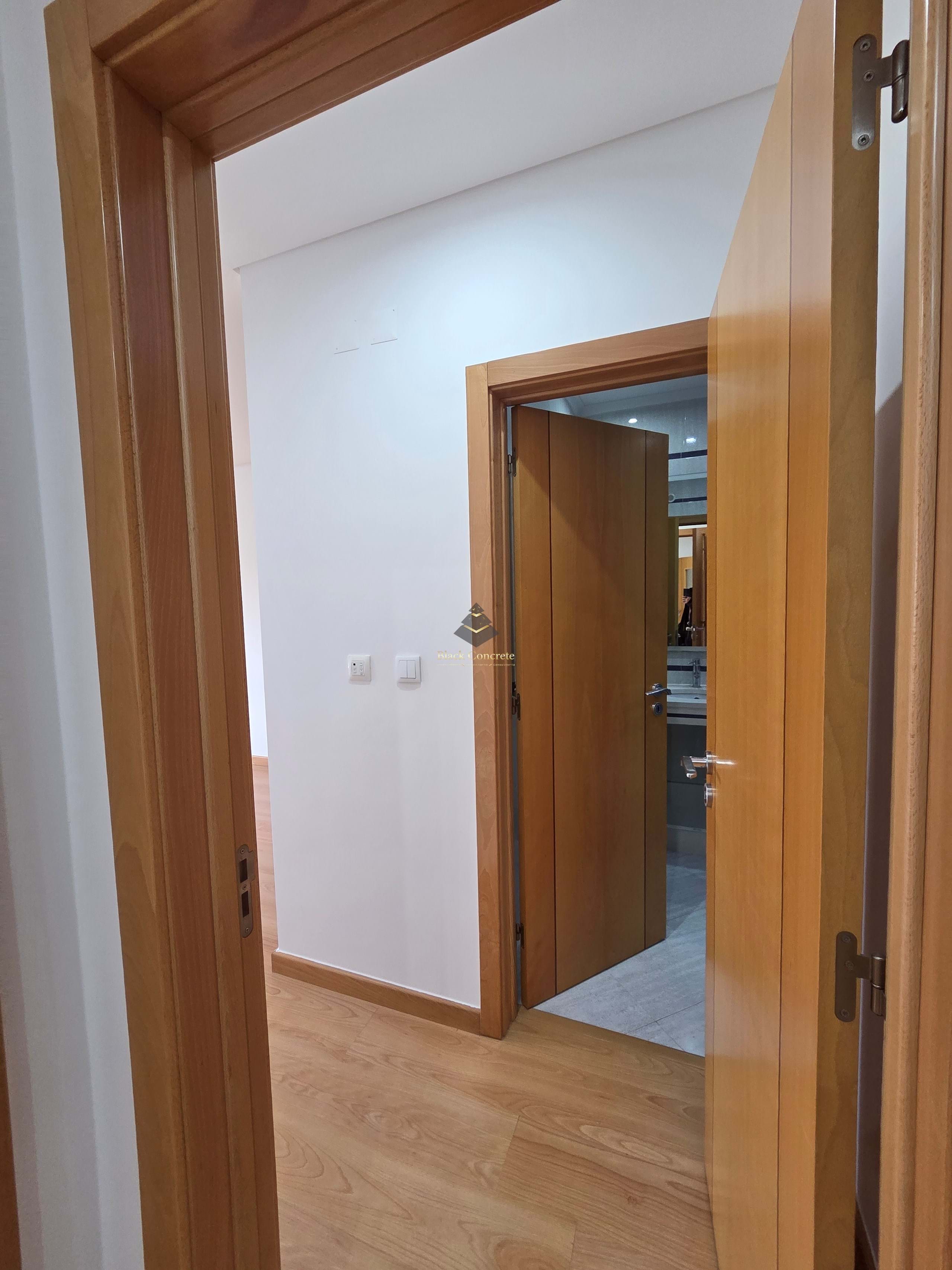 3 Bed, 2 Bath, ApartmentFor Sale, Odivelas, Lisboa, 2675-669