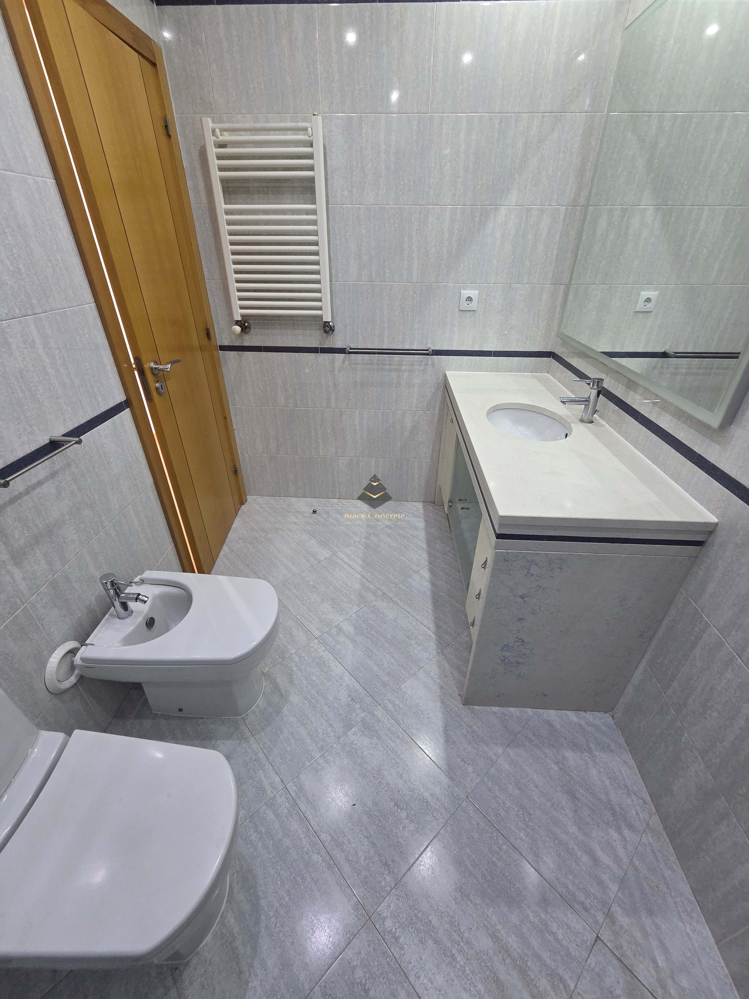 3 Bed, 2 Bath, ApartmentFor Sale, Odivelas, Lisboa, 2675-669