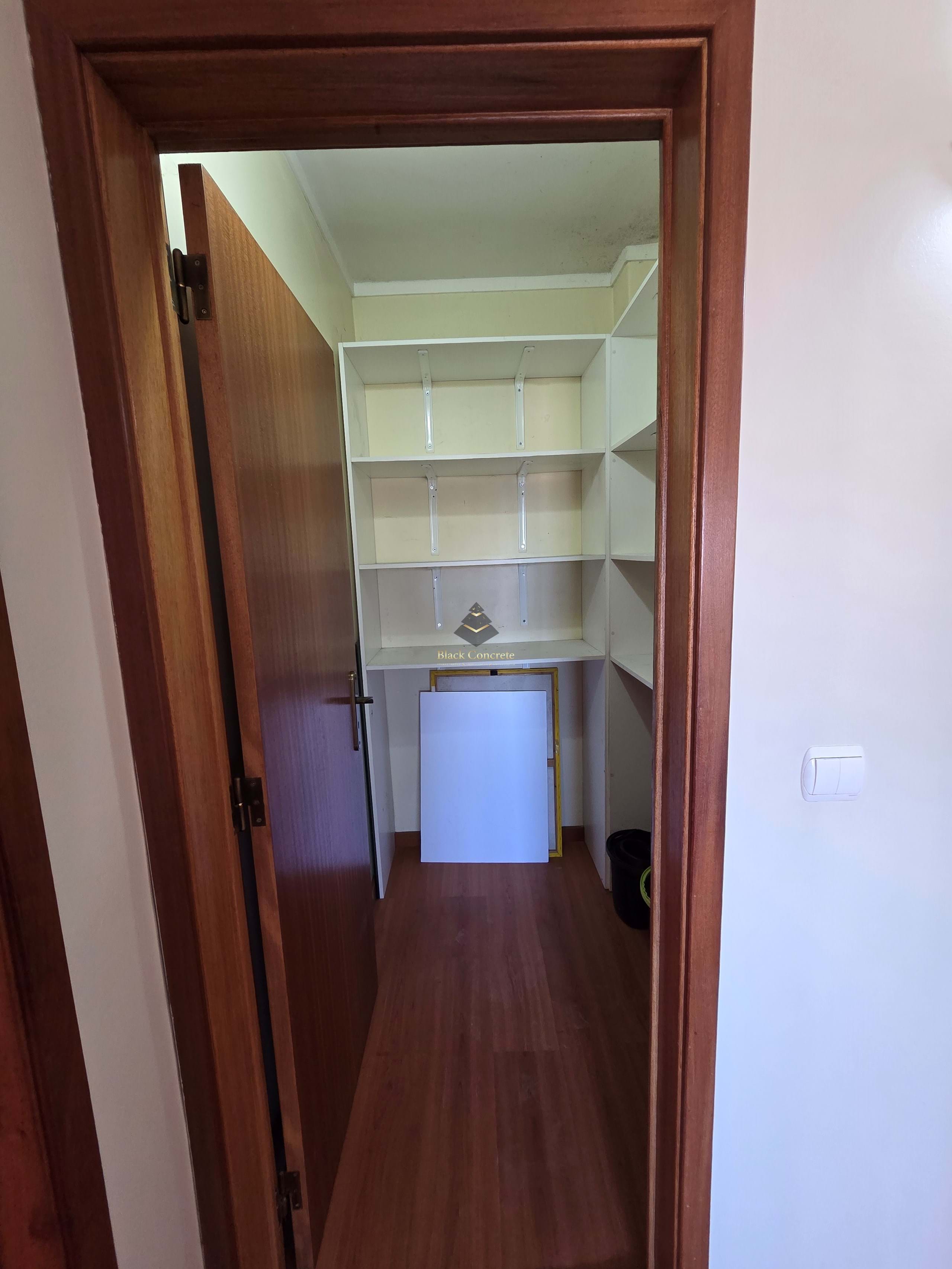 2 Bed, 1 Bath, ApartmentFor Sale, Sintra, Lisboa, 2745-316