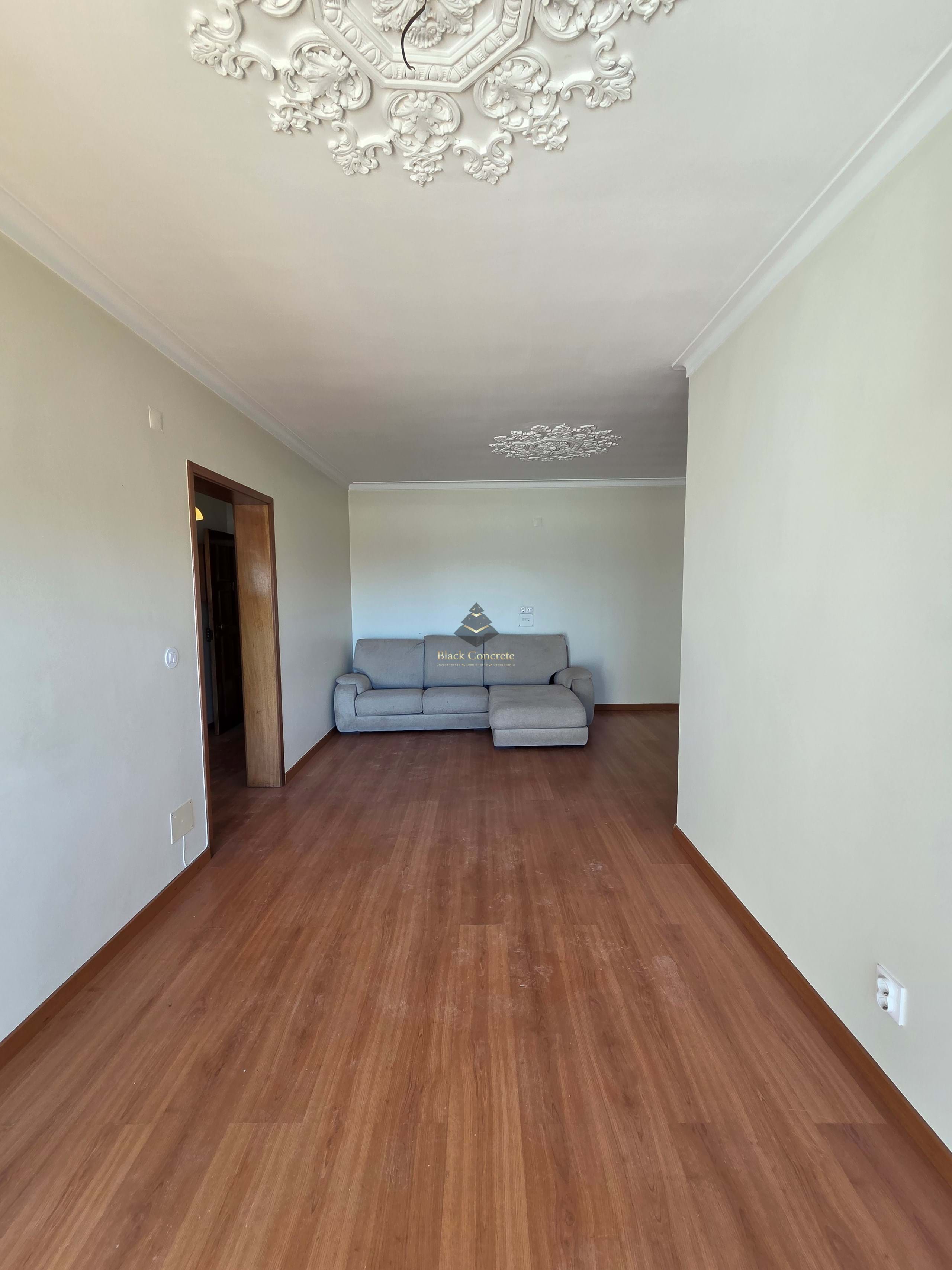 2 Bed, 1 Bath, ApartmentFor Sale, Sintra, Lisboa, 2745-316