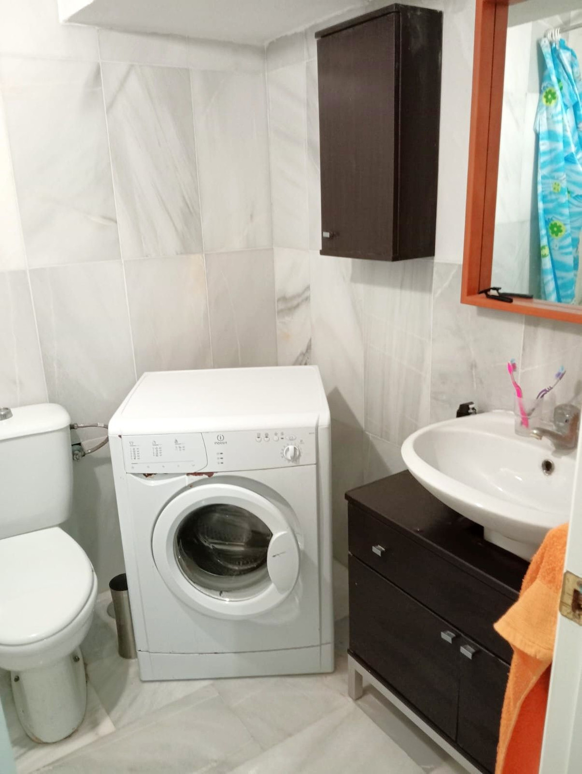 1 Bed, 1 Bath, ApartmentFor Sale, Estepona, Malaga