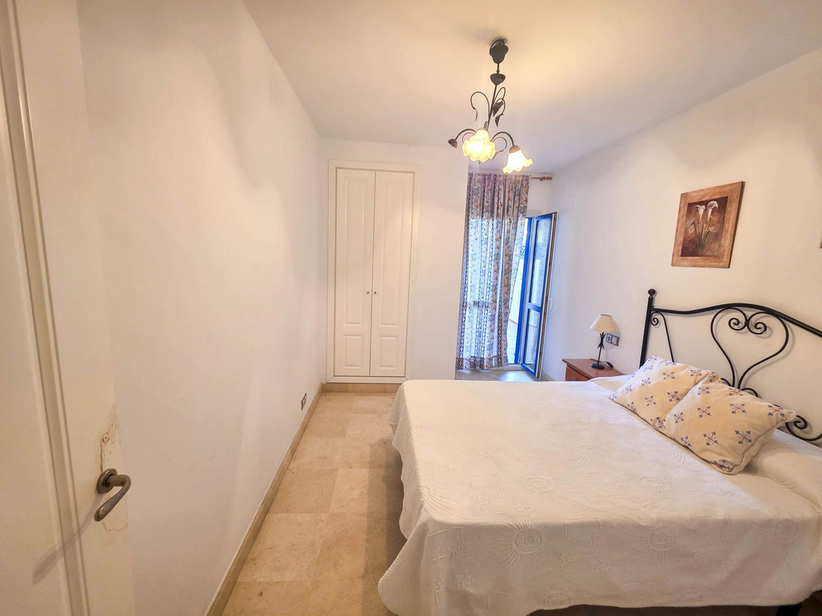 1 Bed, 1 Bath, ApartmentFor Sale, San Luis de Sabinillas, Malaga