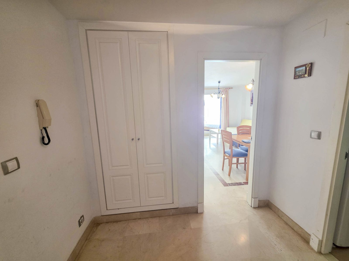 1 Bed, 1 Bath, ApartmentFor Sale, San Luis de Sabinillas, Malaga
