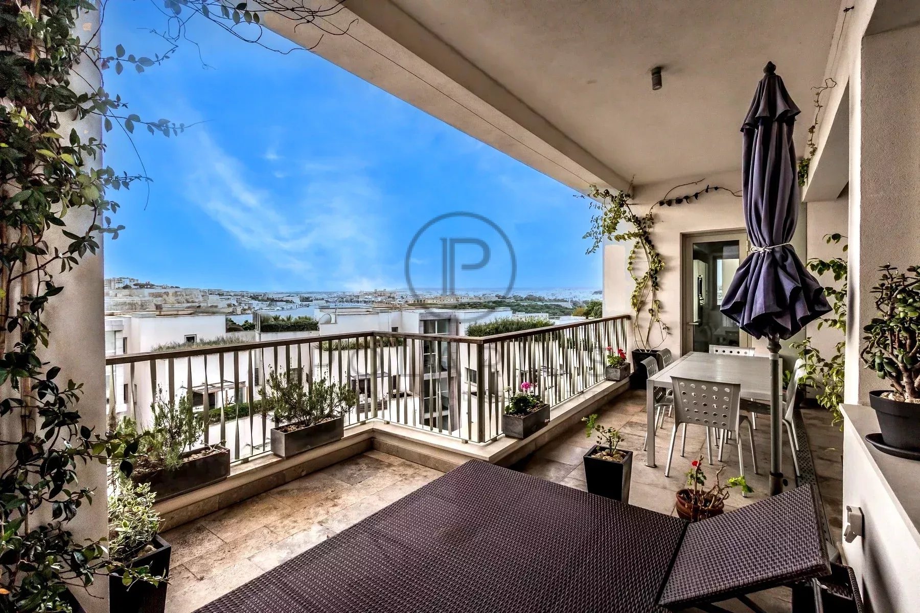 3 Bed, 2 Bath, ApartmentFor Sale, Sliema, Central