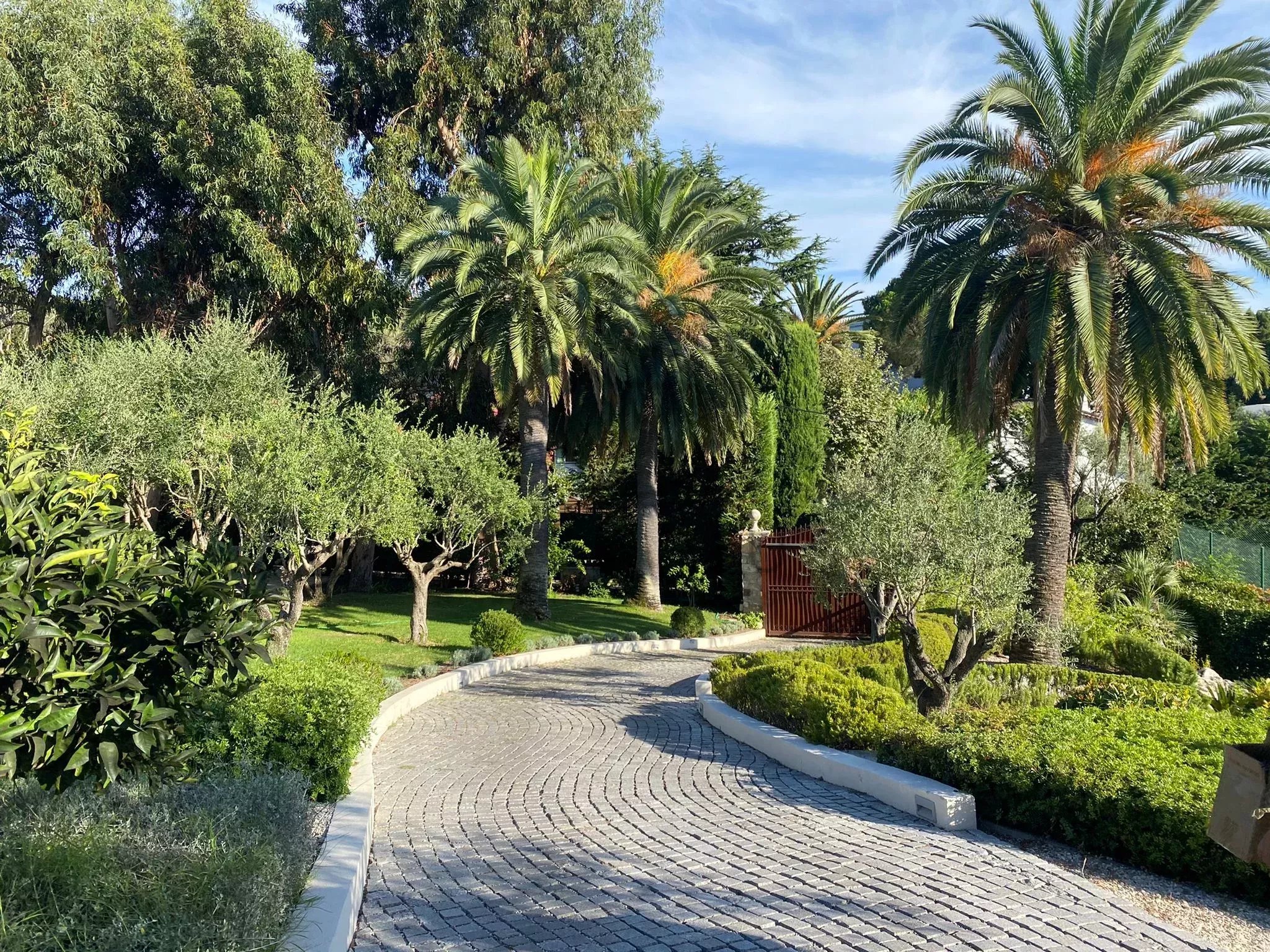 6 Bed, 7 Bath, HouseFor Sale, Antibes, Alpes-Maritimes