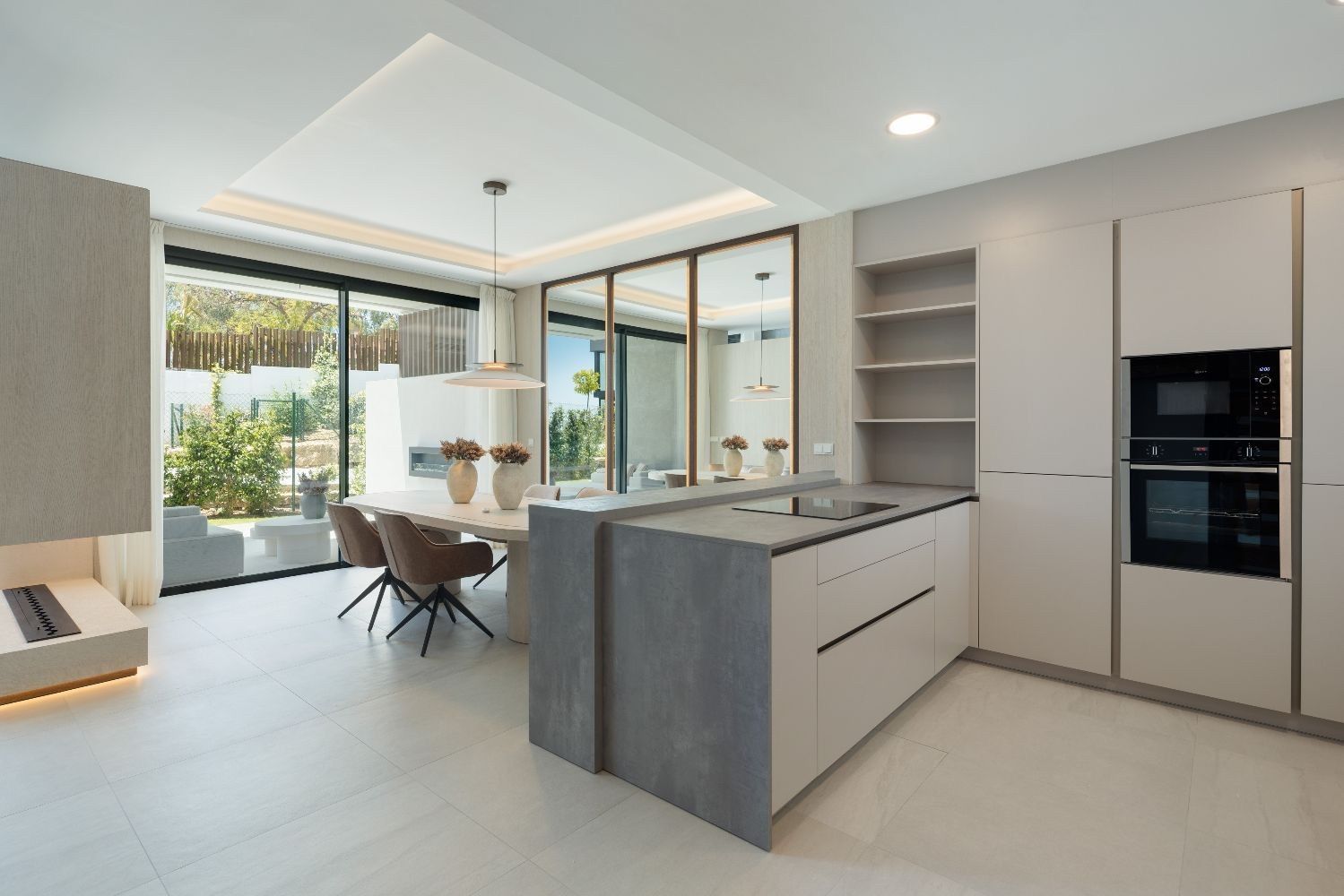 4 Bed, 5 Bath, HouseFor Sale, Marbella, Malaga, 29600