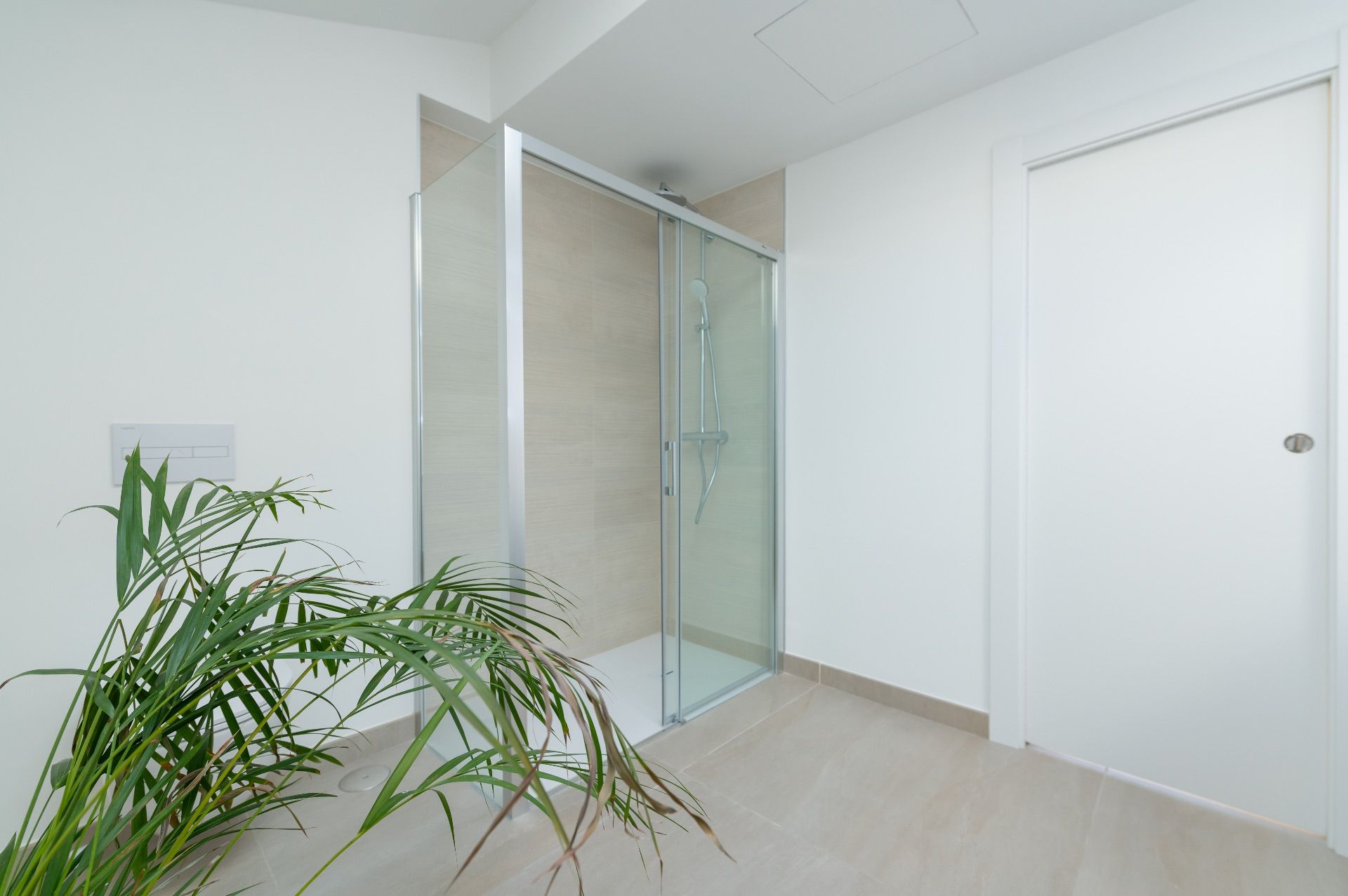 2 Bed, 2 Bath, ApartmentFor Sale, Fuengirola, Malaga, 29640