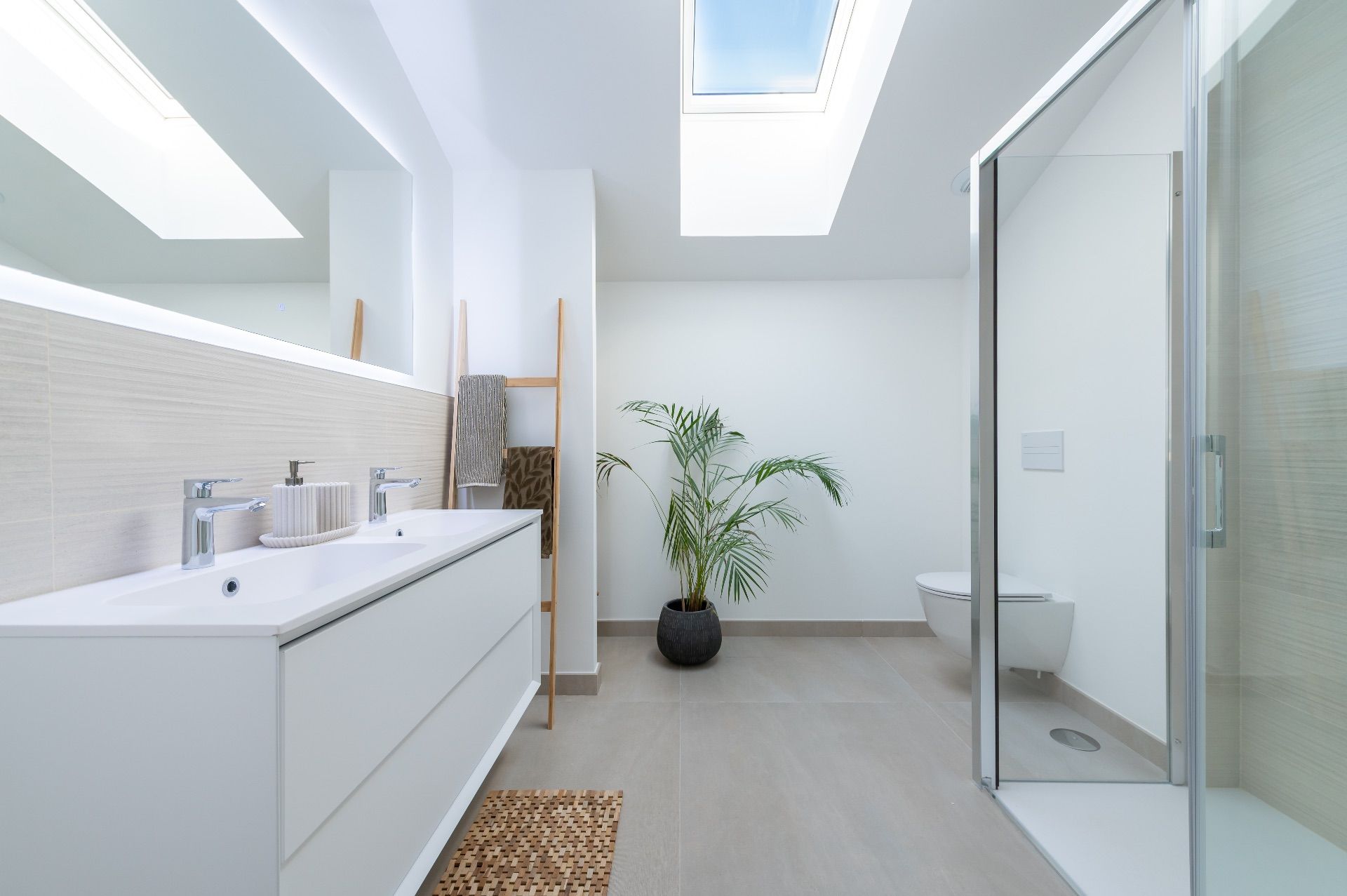 2 Bed, 2 Bath, ApartmentFor Sale, Fuengirola, Malaga, 29640