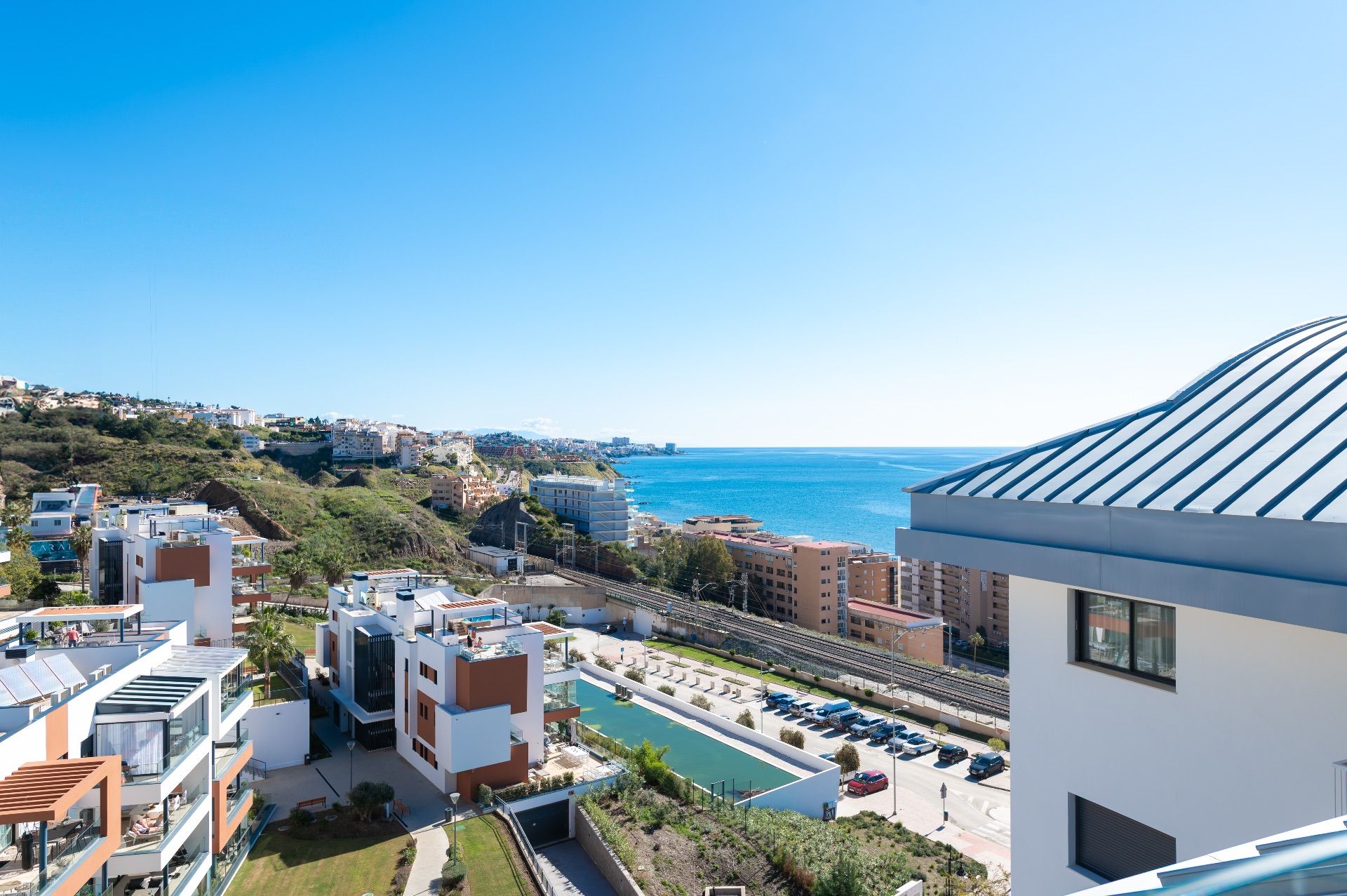 2 Bed, 2 Bath, ApartmentFor Sale, Fuengirola, Malaga, 29640