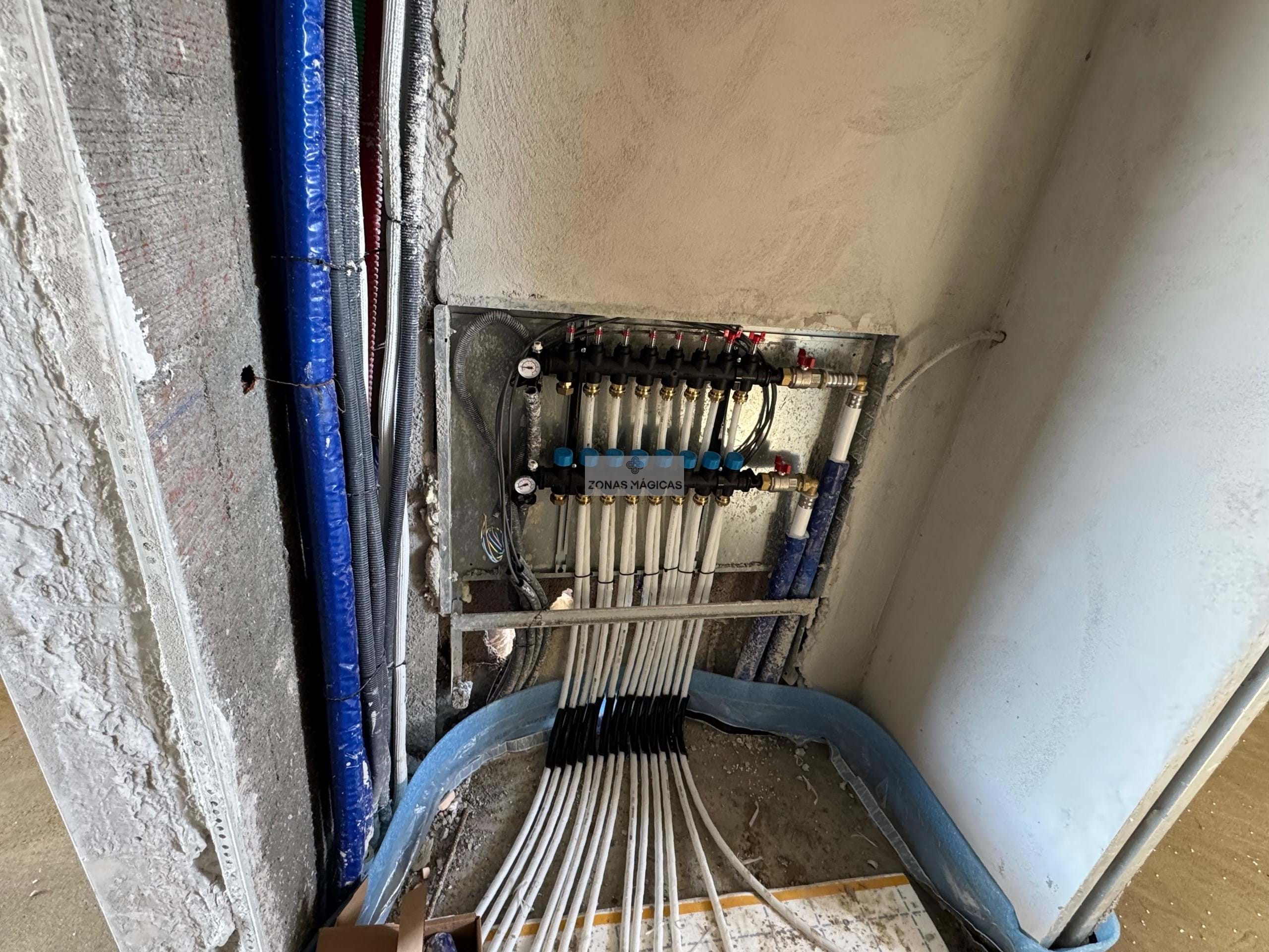 4 Bed, 5 Bath, HouseFor Sale, Portimao, Faro, 8500-120