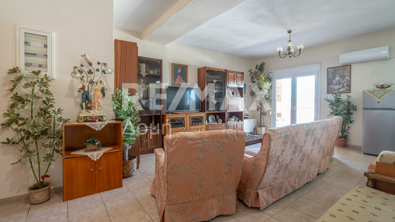 2 Bed, 1 Bath, ApartmentFor Sale, Center, Almiros, Magnesia