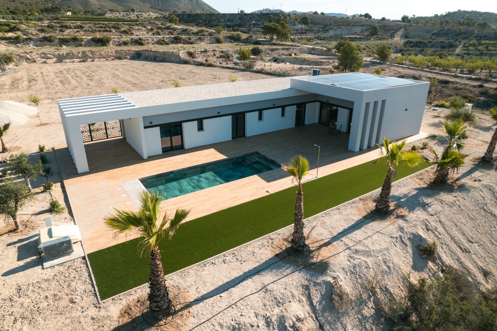 3 Bed, 2 Bath, HouseFor Sale, Pinoso, Alicante