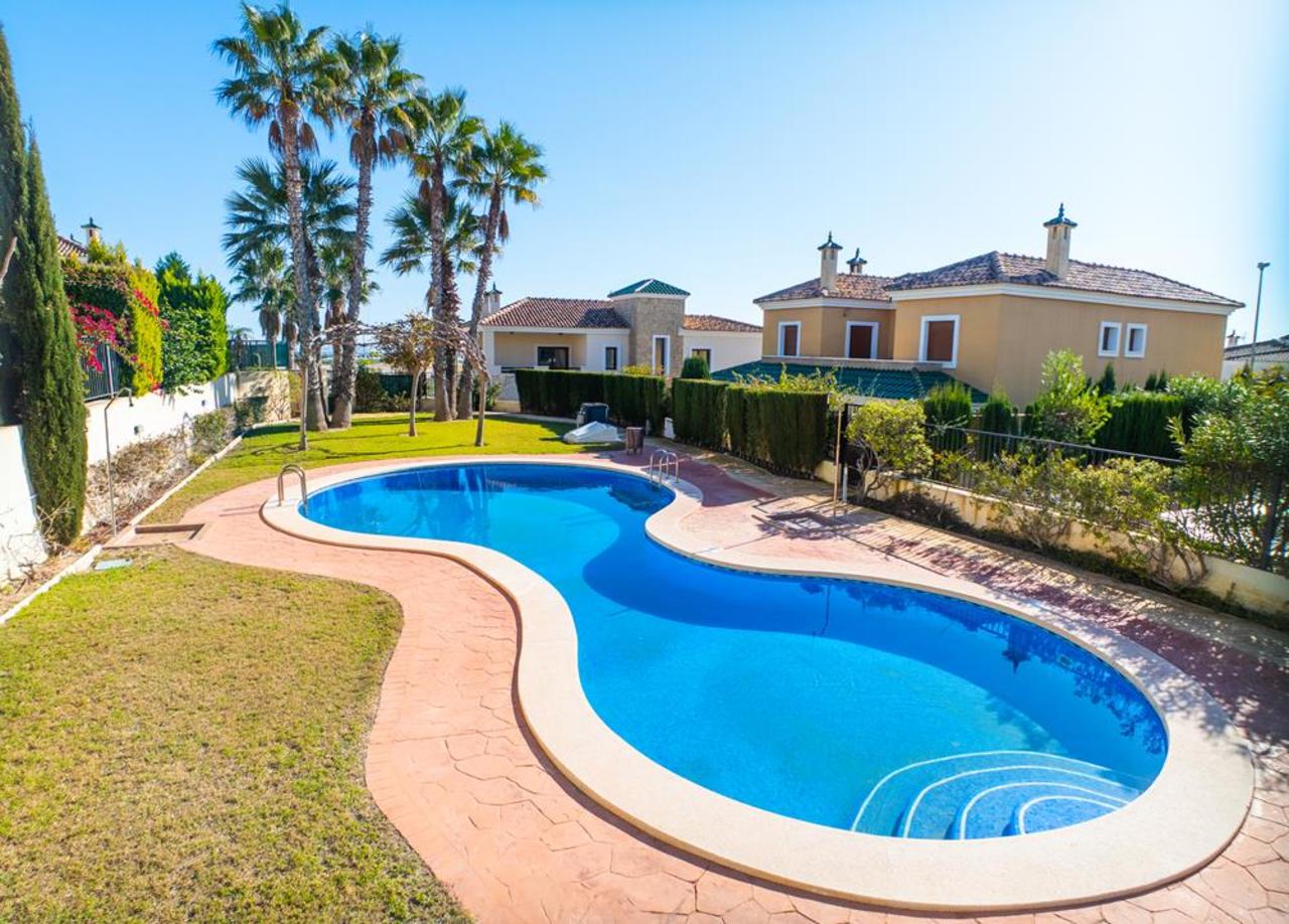 4 Bed, 4 Bath, HouseFor Sale, Altaona Golf and Country Village, Murcia