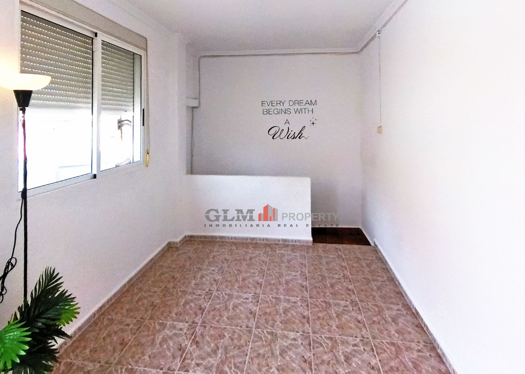 4 Bed, 1 Bath, ApartmentFor Sale, Los Alcazares, Murcia