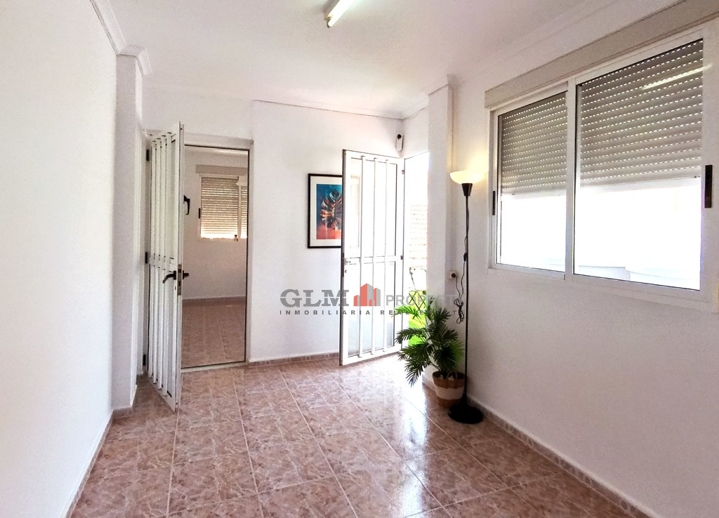 4 Bed, 1 Bath, ApartmentFor Sale, Los Alcazares, Murcia