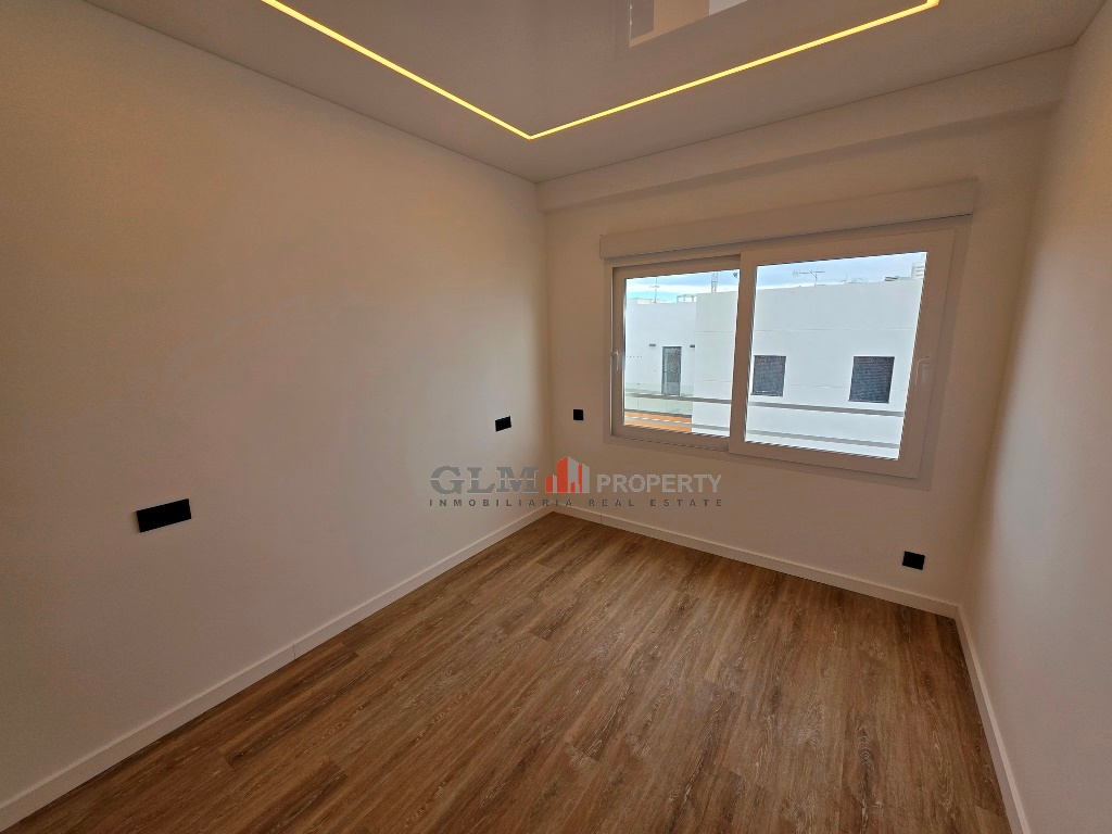 3 Bed, 2 Bath, ApartmentFor Sale, Lo Pagan, Murcia
