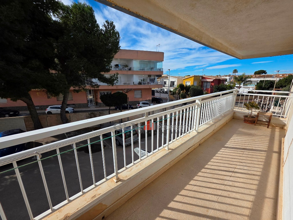 3 Bed, 1 Bath, ApartmentFor Sale, Los Alcazares, Murcia