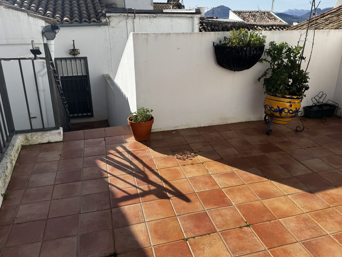3 Bed, 2 Bath, HouseFor Sale, Olvera, Andalucia