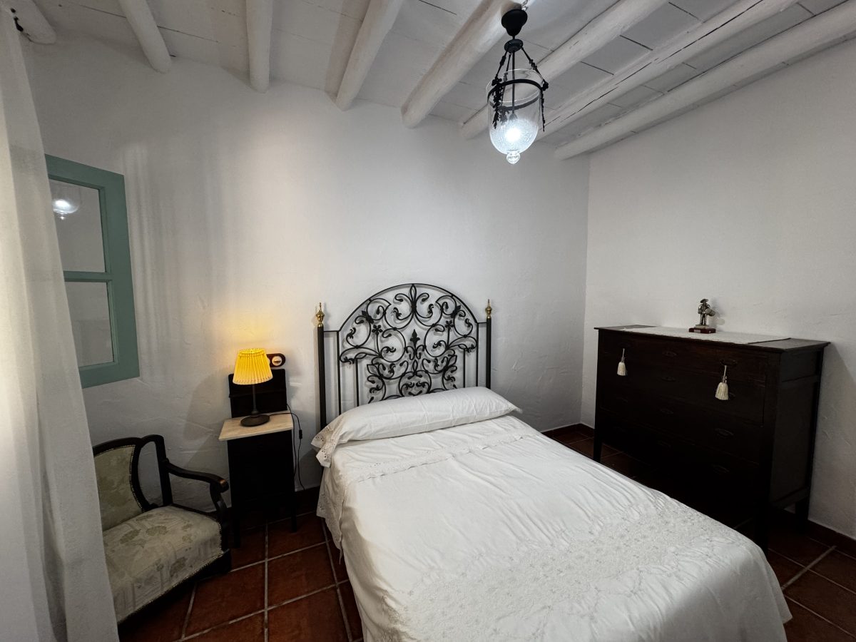 3 Bed, 2 Bath, HouseFor Sale, Algamitas, Andalucia