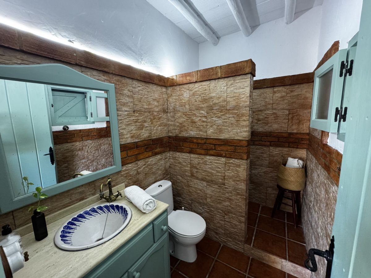 3 Bed, 2 Bath, HouseFor Sale, Algamitas, Andalucia