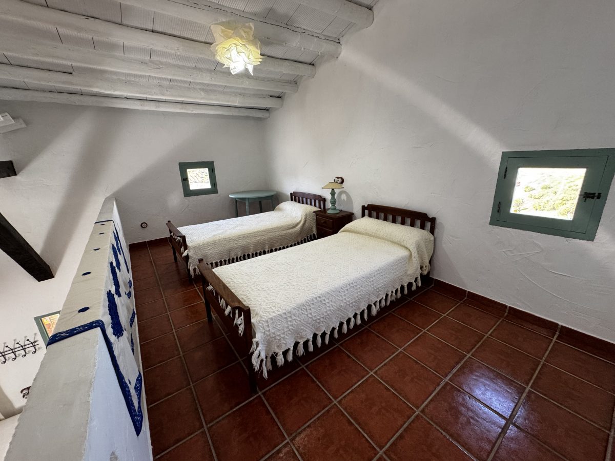 3 Bed, 2 Bath, HouseFor Sale, Algamitas, Andalucia