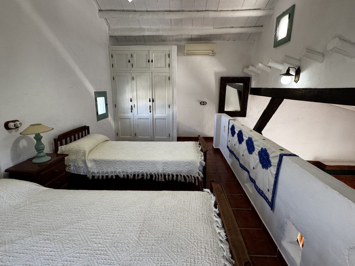 3 Bed, 2 Bath, HouseFor Sale, Algamitas, Andalucia