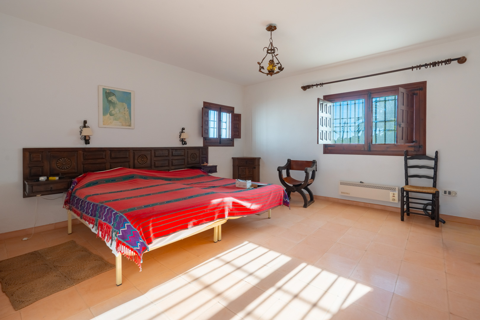 4 Bed, 2 Bath, HouseFor Sale