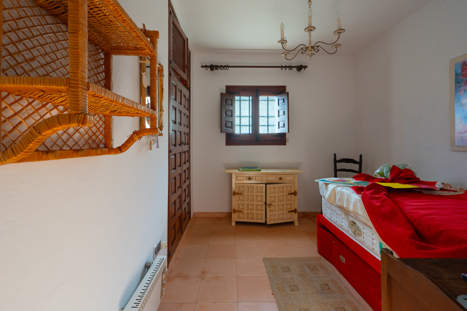 4 Bed, 2 Bath, HouseFor Sale