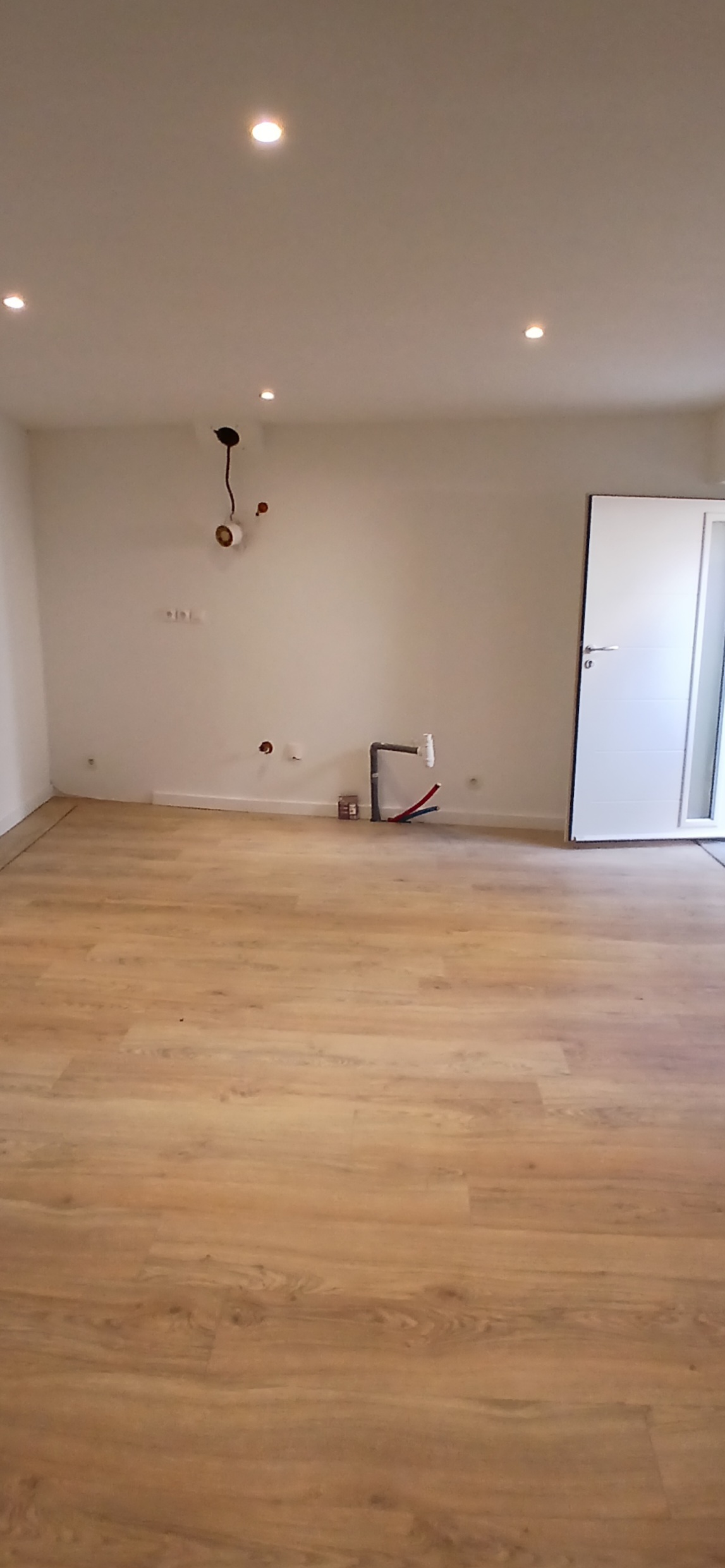 2 Bed, 1 Bath, HouseFor Sale, Magalas, Herault, Languedoc-Roussillon, 34480