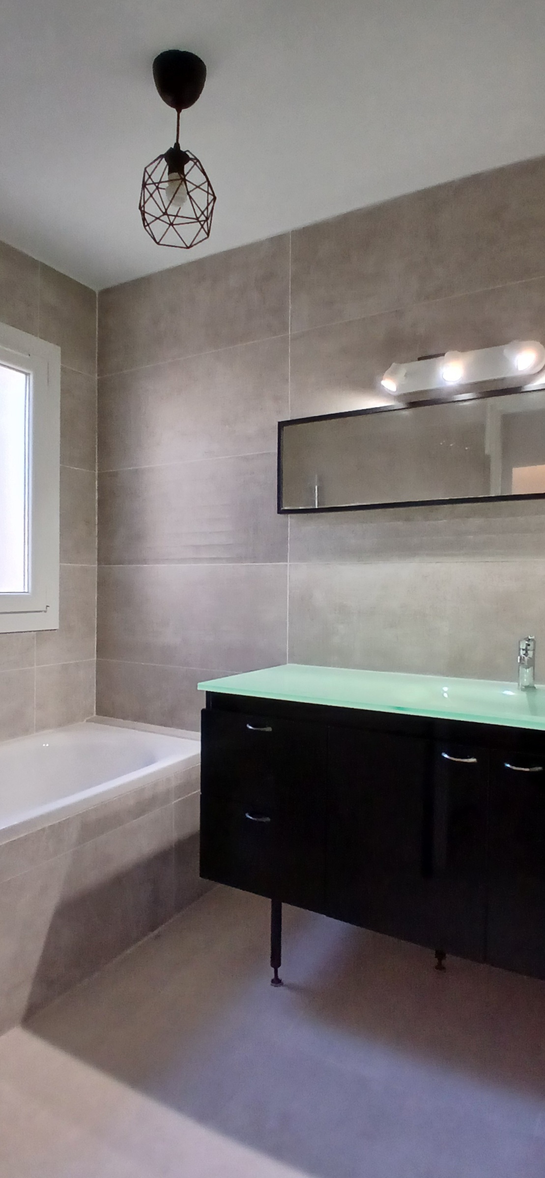 2 Bed, 1 Bath, HouseFor Sale, Magalas, Herault, Languedoc-Roussillon, 34480