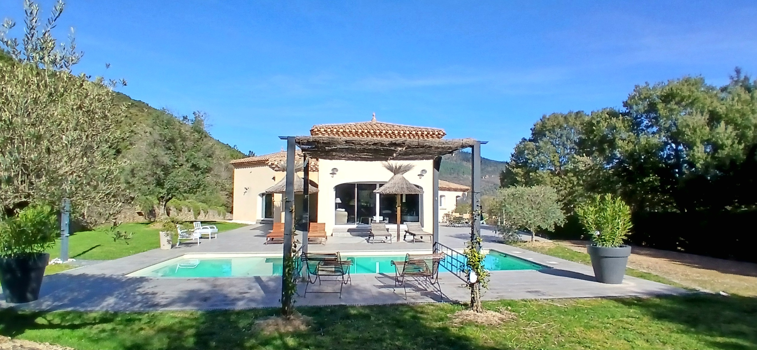 4 Bed, 3 Bath, HouseFor Sale, Lamalou Les Bains, Herault, Languedoc-Roussillon, 34240