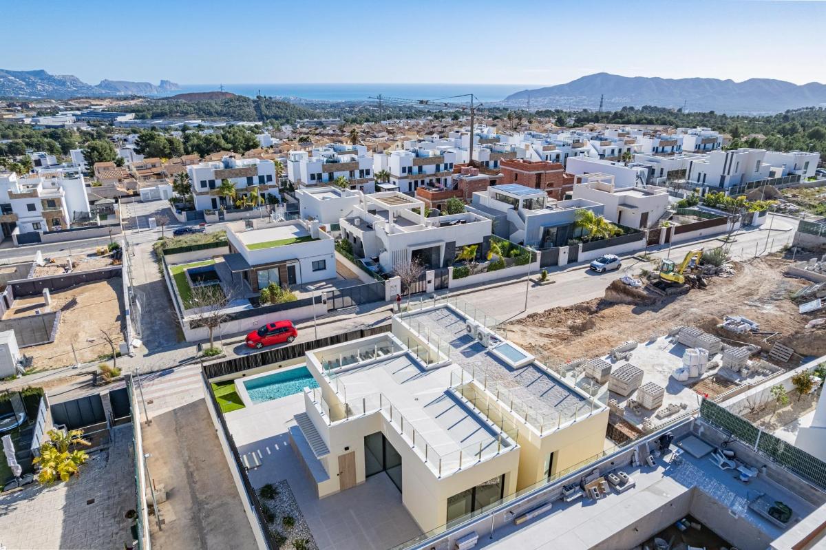 4 Bed, 4 Bath, HouseFor Sale, Polop, Costa Blanca