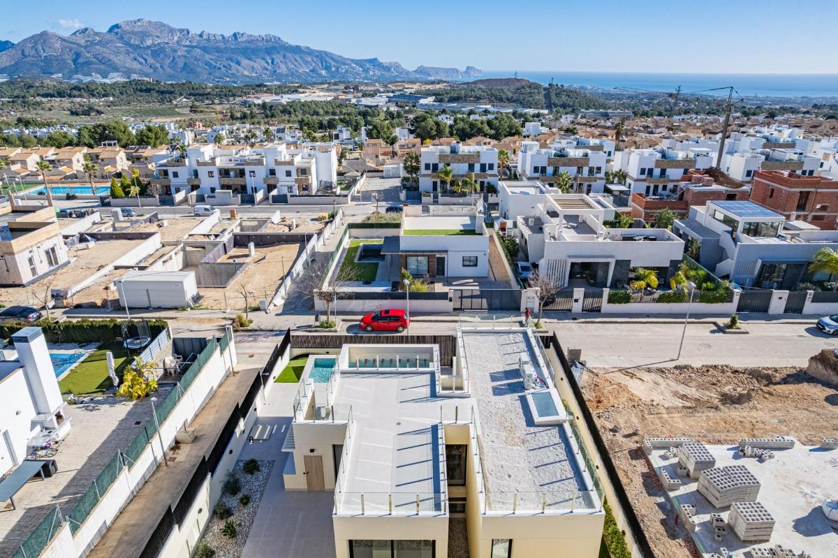 4 Bed, 4 Bath, HouseFor Sale, Polop, Costa Blanca