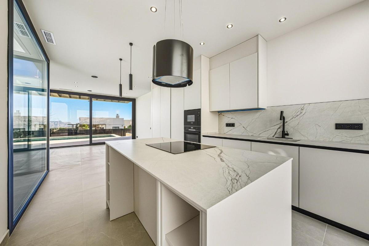 4 Bed, 4 Bath, HouseFor Sale, Polop, Costa Blanca