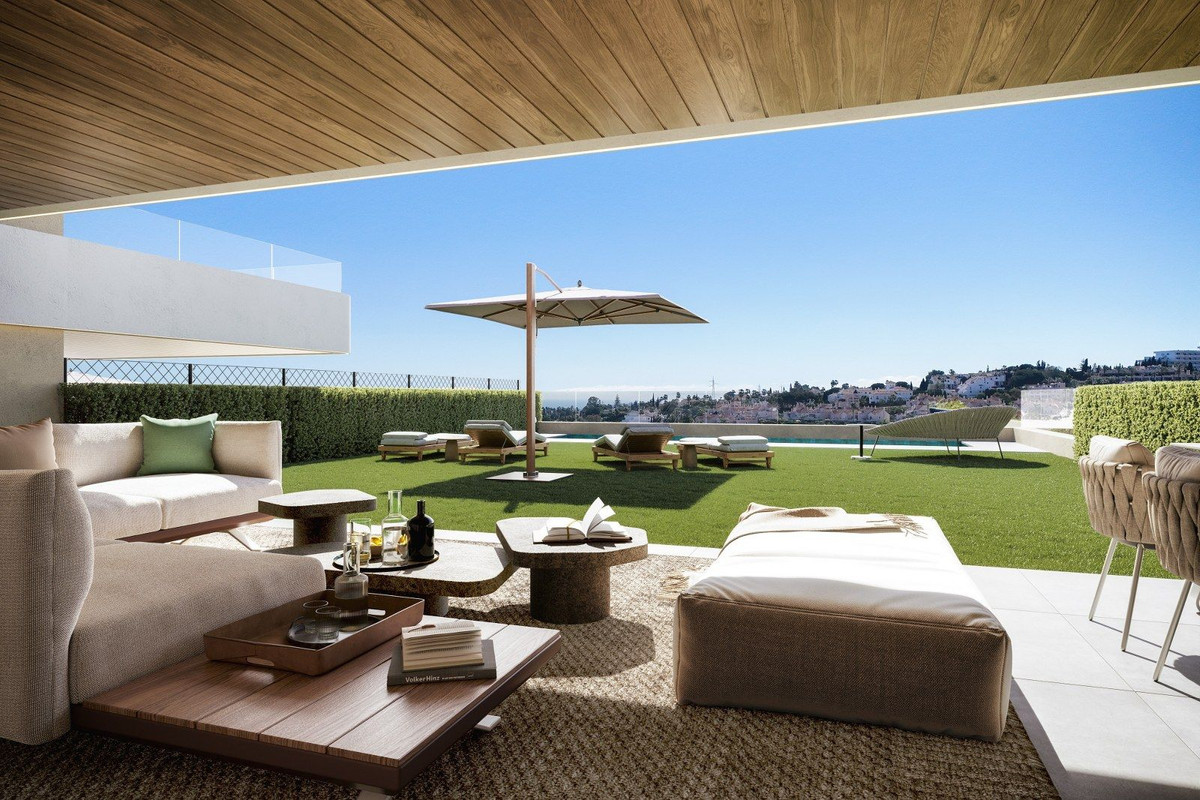 1 Bed, 1 Bath, ApartmentFor Sale, New Golden Mile, Malaga